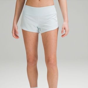 LULULEMON SPEED UP 2.5 POWDER BLUE